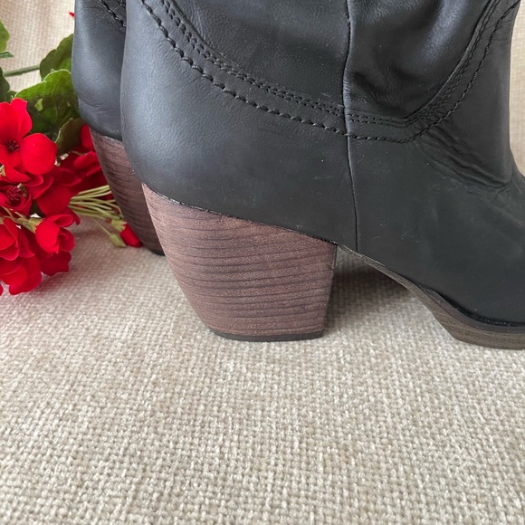 Steve Madden Women's Black Leather Trustee Slouch Ankle Boots Size 10 - Picture 7 of 10